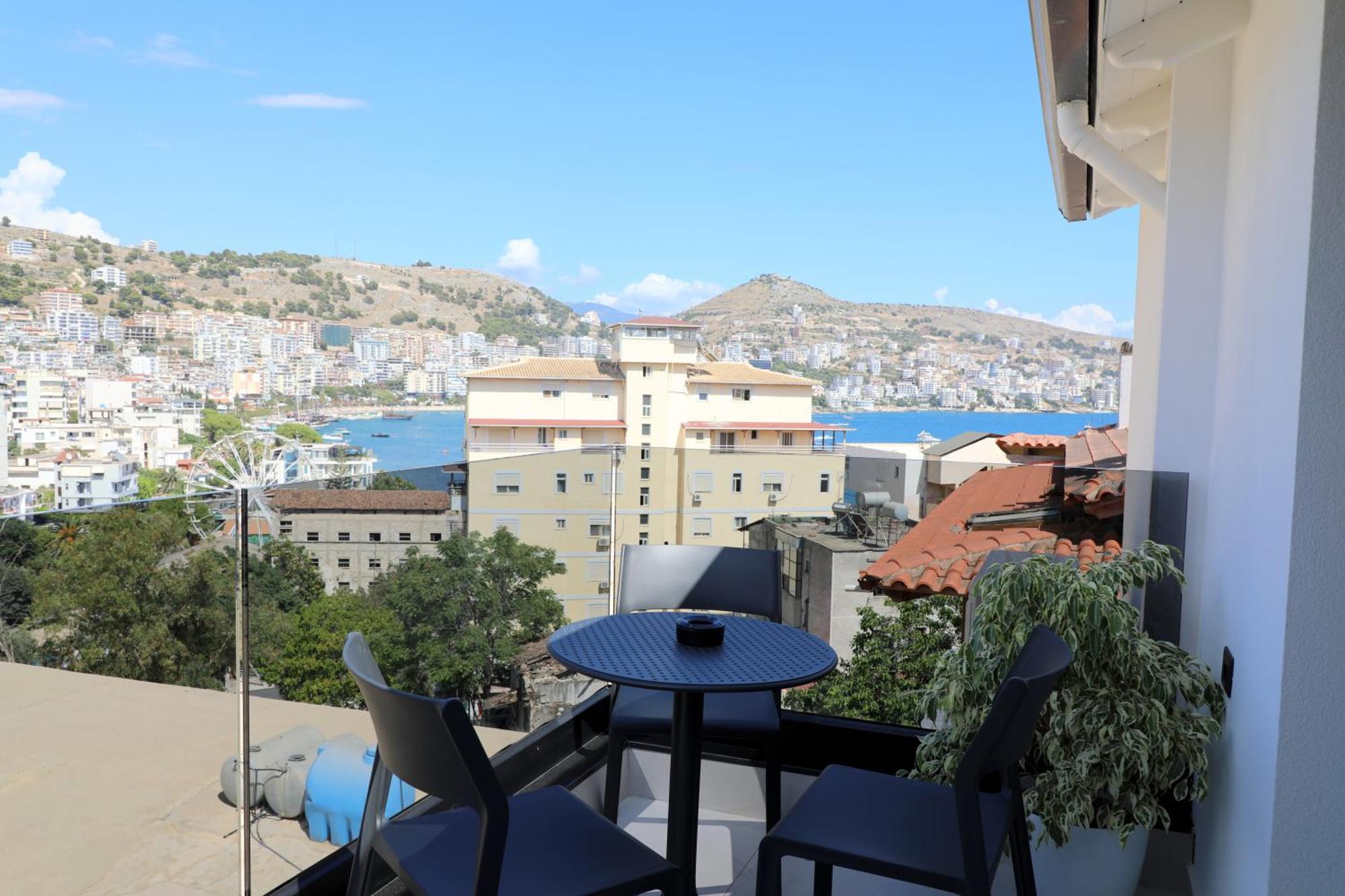 סרנדה Niklas Boutique Hotel מראה חיצוני תמונה