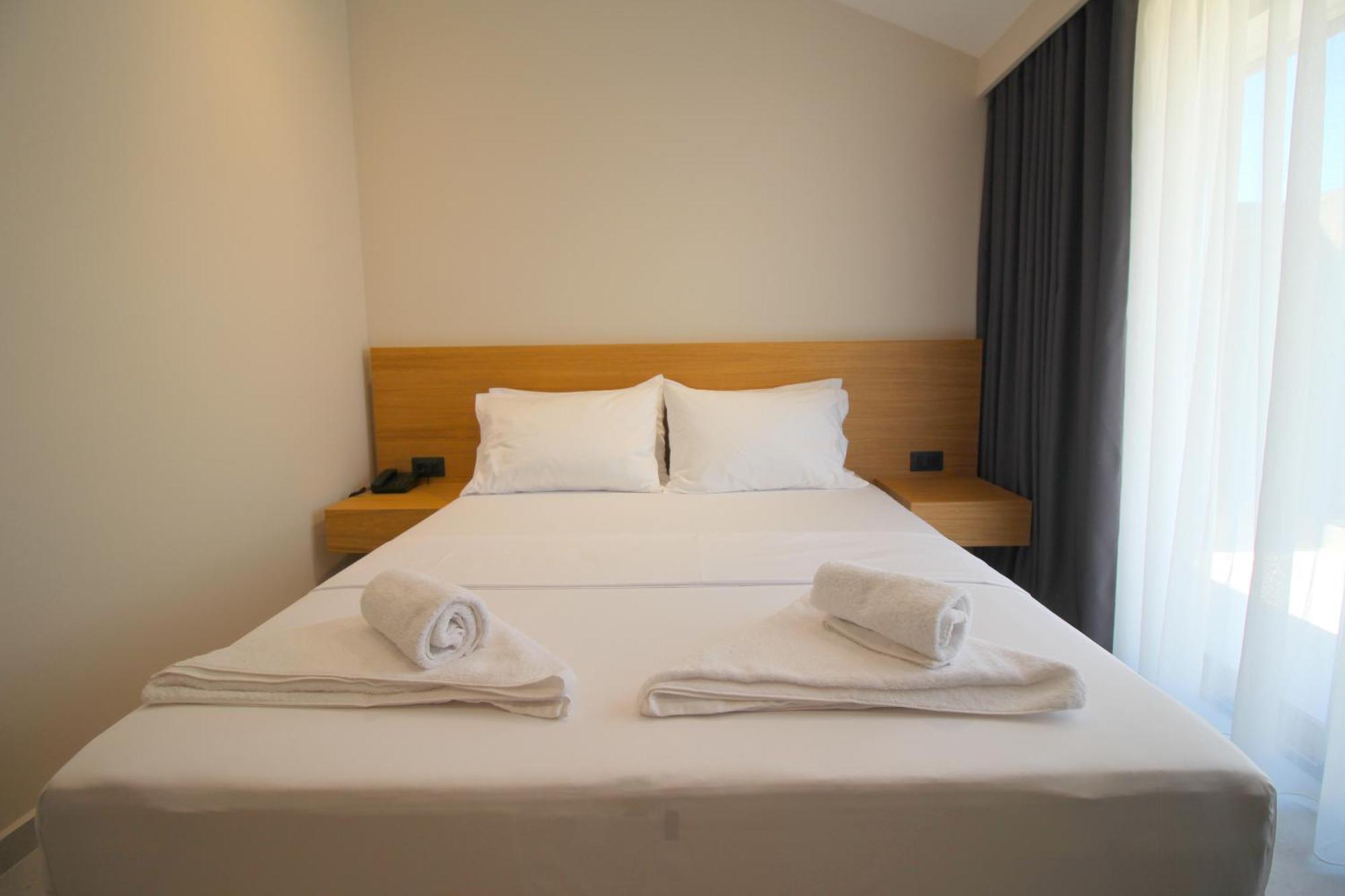סרנדה Niklas Boutique Hotel מראה חיצוני תמונה