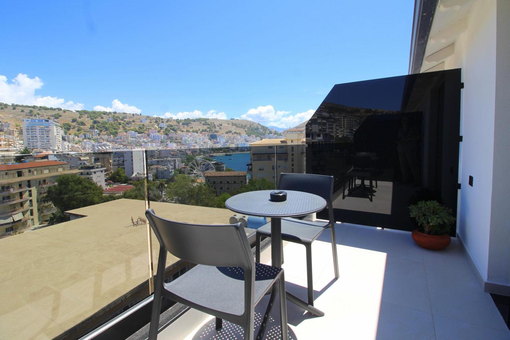 סרנדה Niklas Boutique Hotel מראה חיצוני תמונה