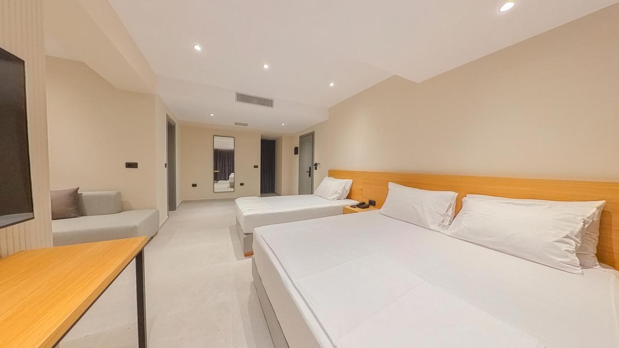 סרנדה Niklas Boutique Hotel מראה חיצוני תמונה